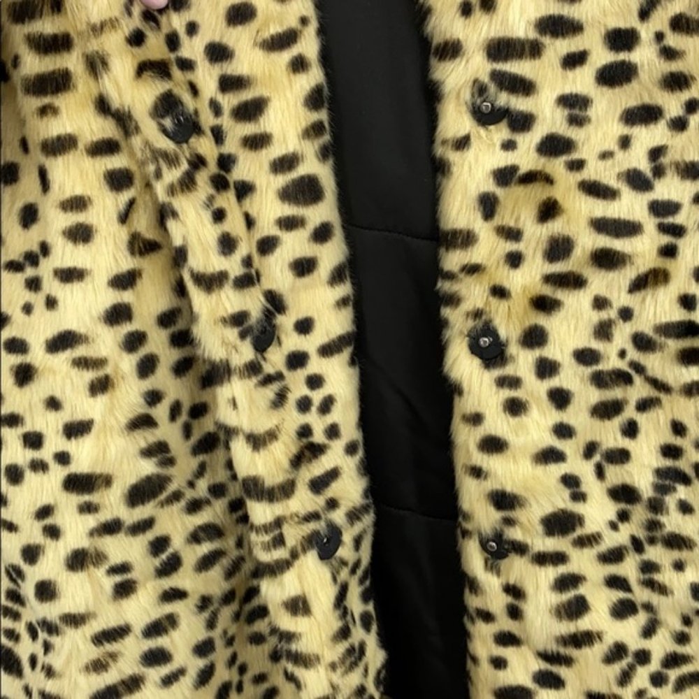 Forever 21 Animal Cheetah Print Faux Fur Coat - Picture 12 of 15